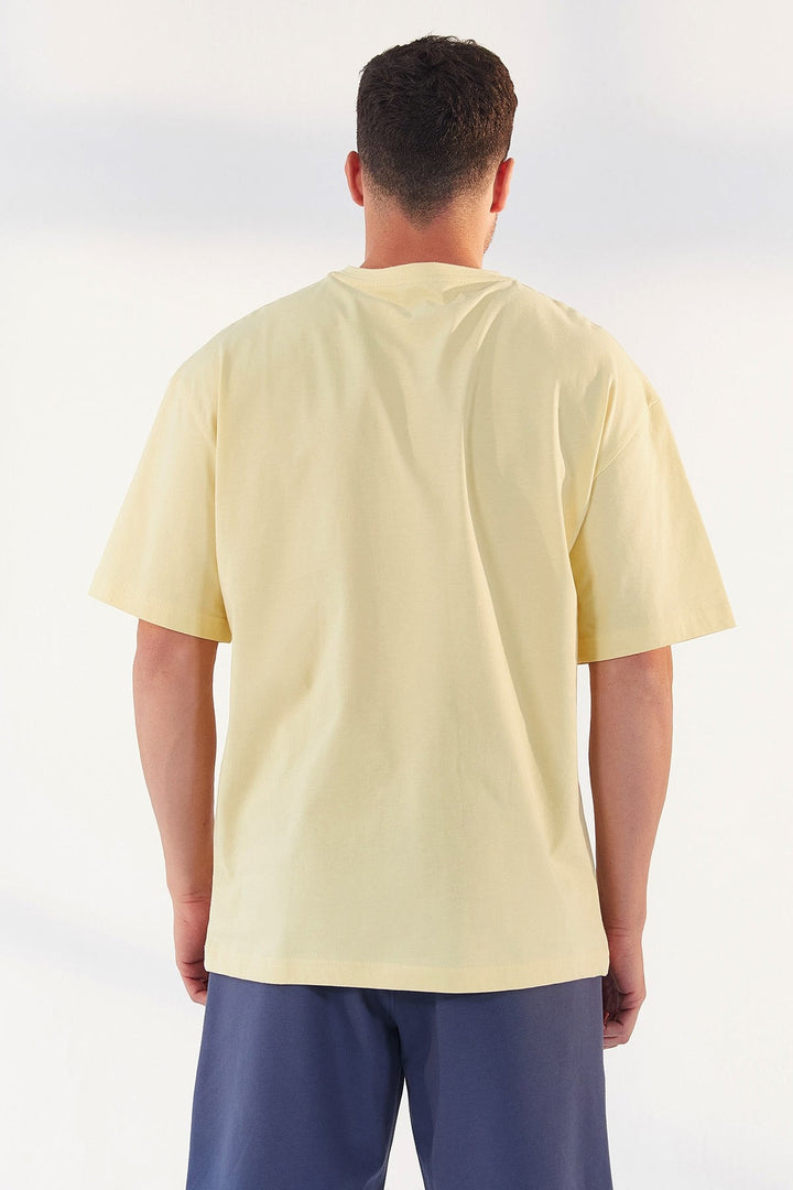 TMY Yellow Small Print O Neck Men's Oversize T-Shirt - 87985 - Lippstadt