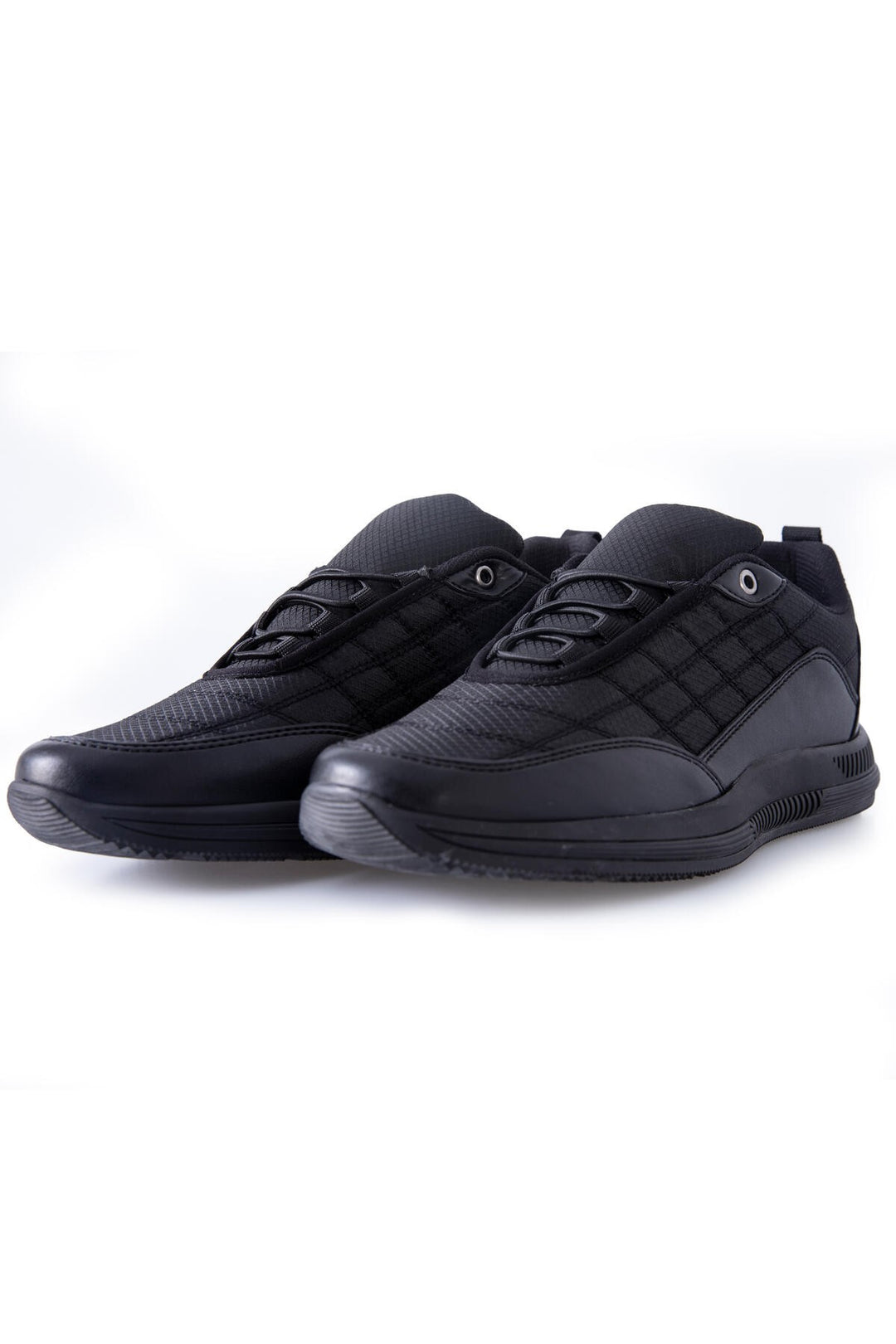TMY Men's Sport Shoes with Black Laces and Quilted Faux Leather Details - 89096 - San Luis de la Paz