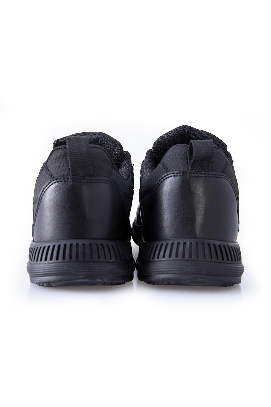 TMY Men's Sport Shoes with Black Laces and Quilted Faux Leather Details - 89096 - San Luis de la Paz