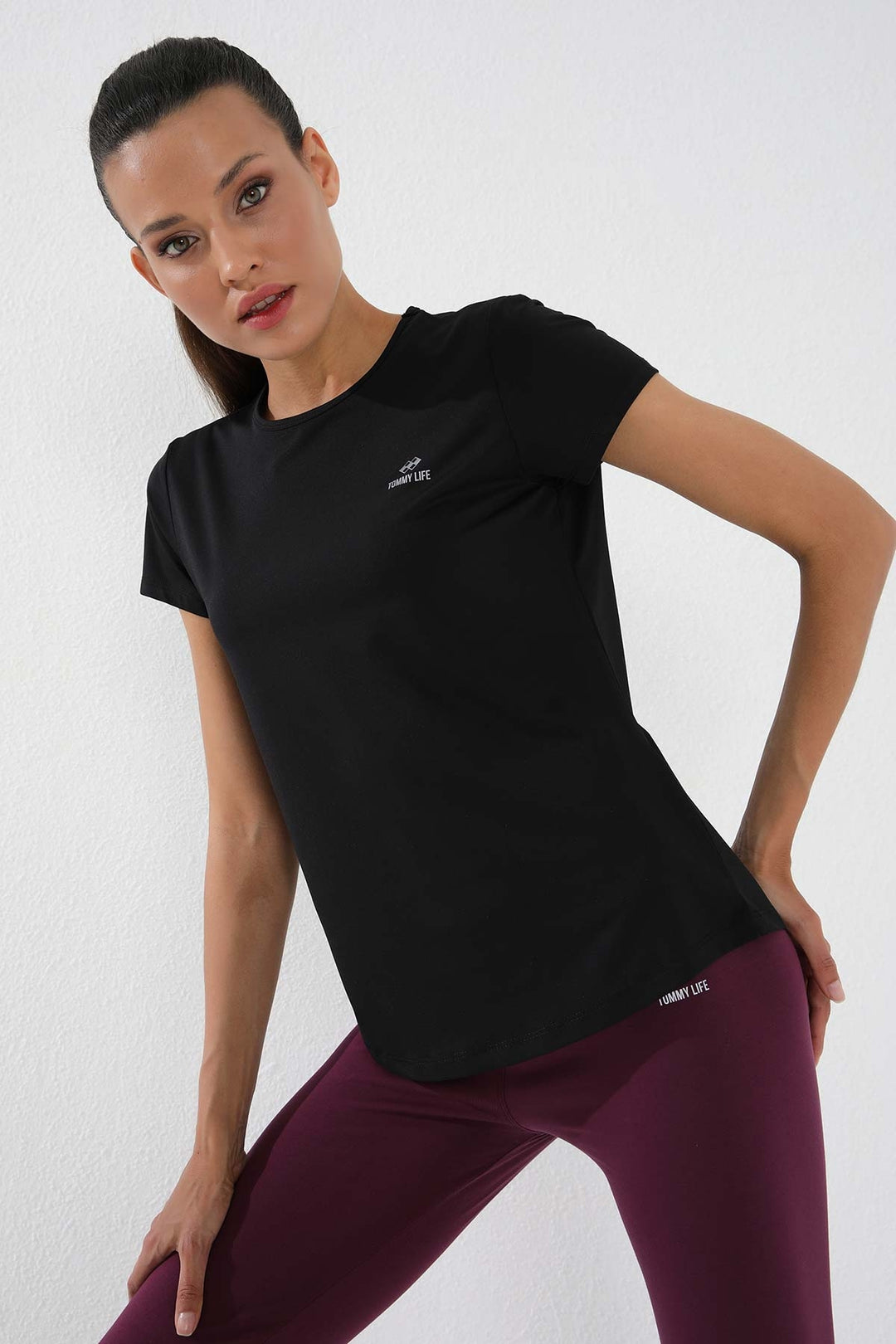 TMY Black Basic Short Sleeve Standard Mold O Neck Women's T-Shirt - 97144 - La Línea de la Concepción