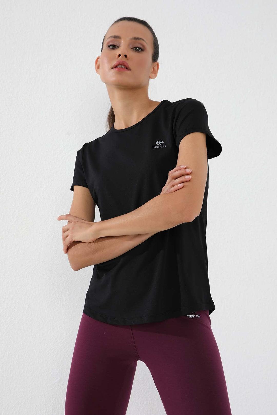 TMY Black Basic Short Sleeve Standard Mold O Neck Women's T-Shirt - 97144 - La Línea de la Concepción