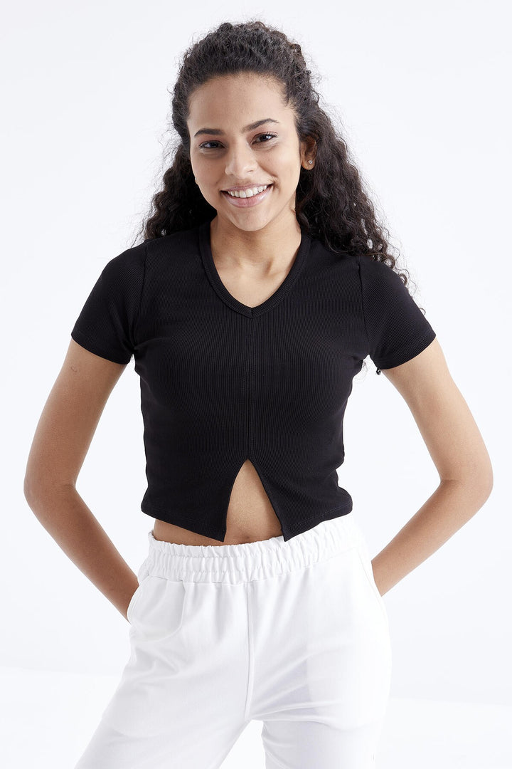 TMY Black Basic Front Slit V Neck Women's Crop Top T-Shirt - 97206 - Independence