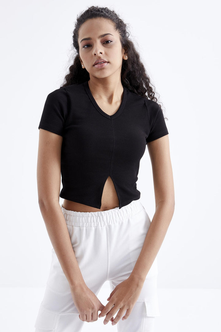 TMY Black Basic Front Slit V Neck Women's Crop Top T-Shirt - 97206 - Independence