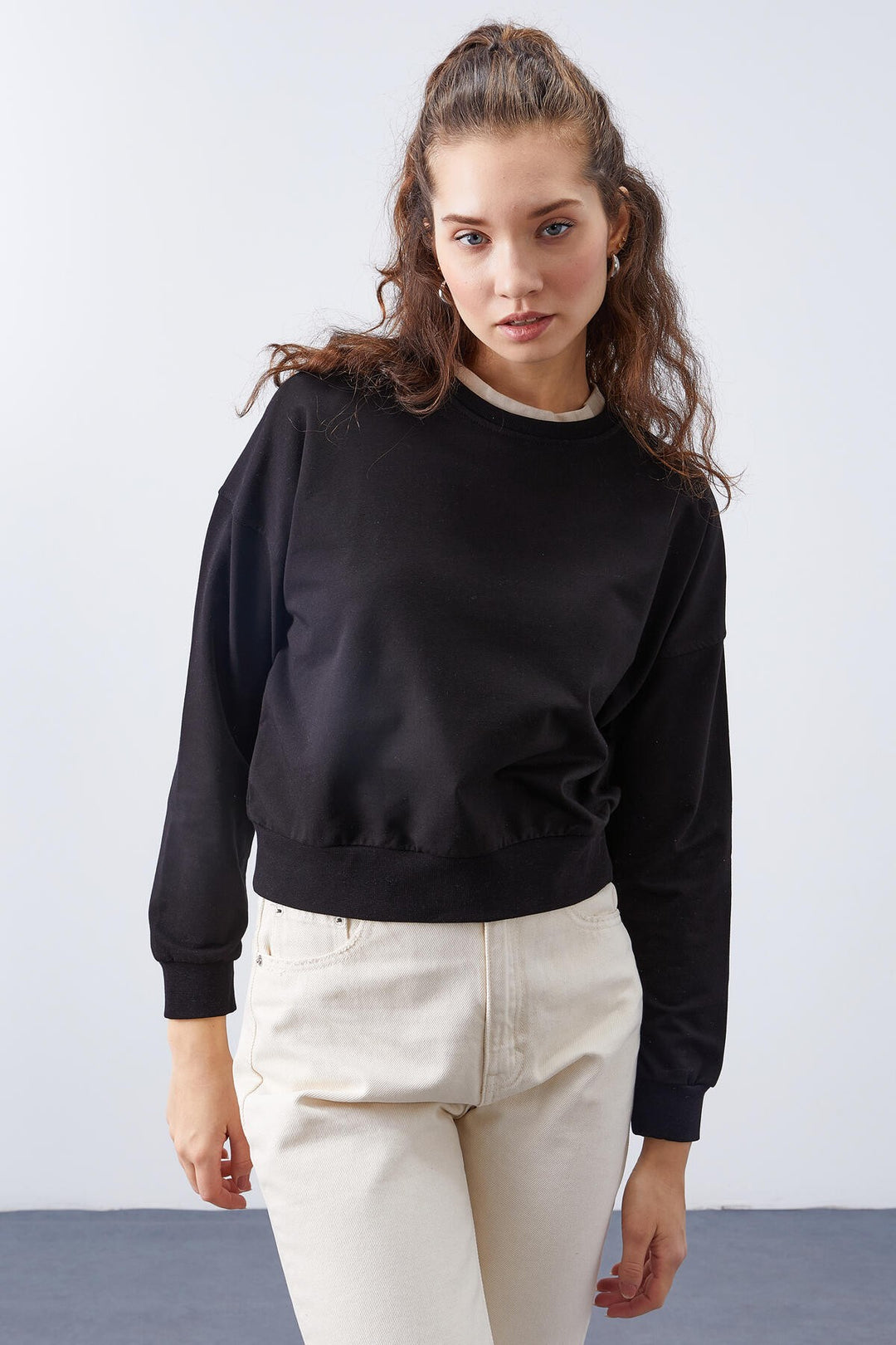 TMY Black Basic Comfort Fit O Neck Women's Sweatshirt - 97114 - Lima