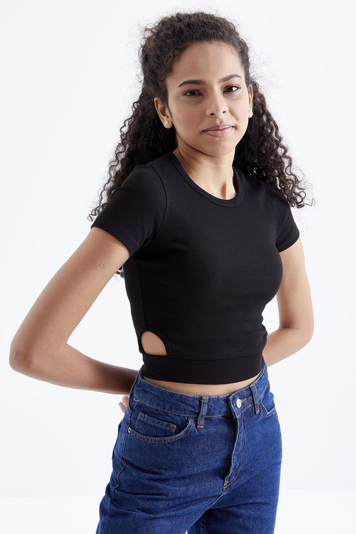 TMY Black Basic Side Windowed O Neck Women Crop Top T-Shirt - 97207 - Poole