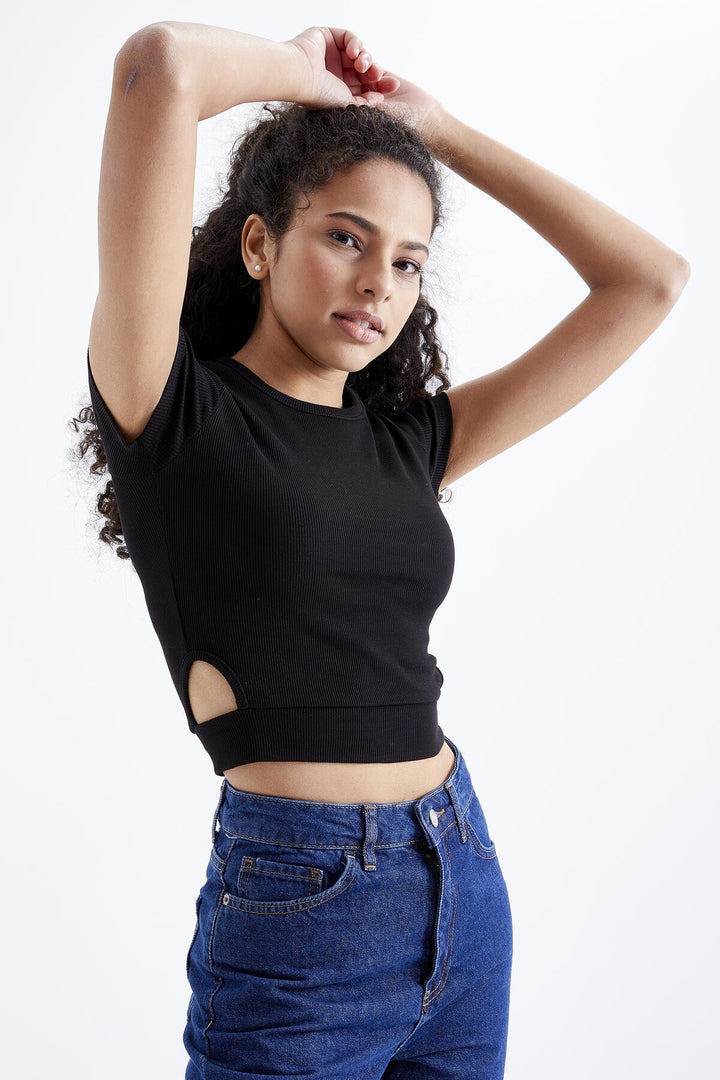 TMY Black Basic Side Windowed O Neck Women Crop Top T-Shirt - 97207 - Poole