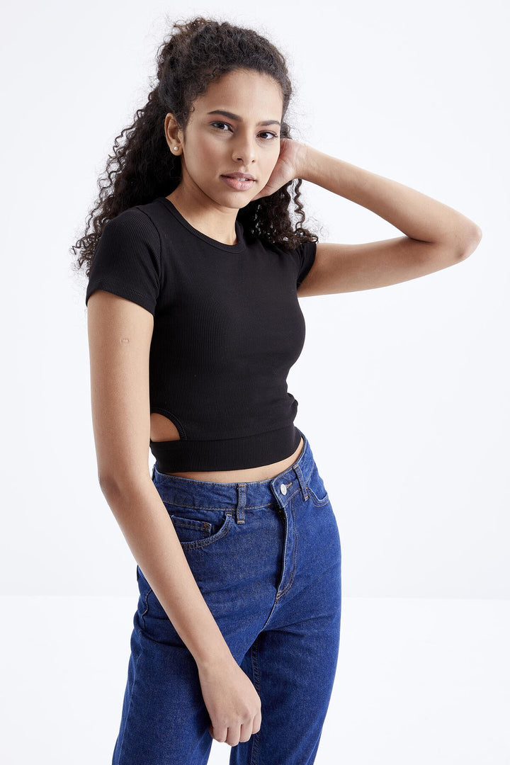 TMY Black Basic Side Windowed O Neck Women Crop Top T-Shirt - 97207 - Poole