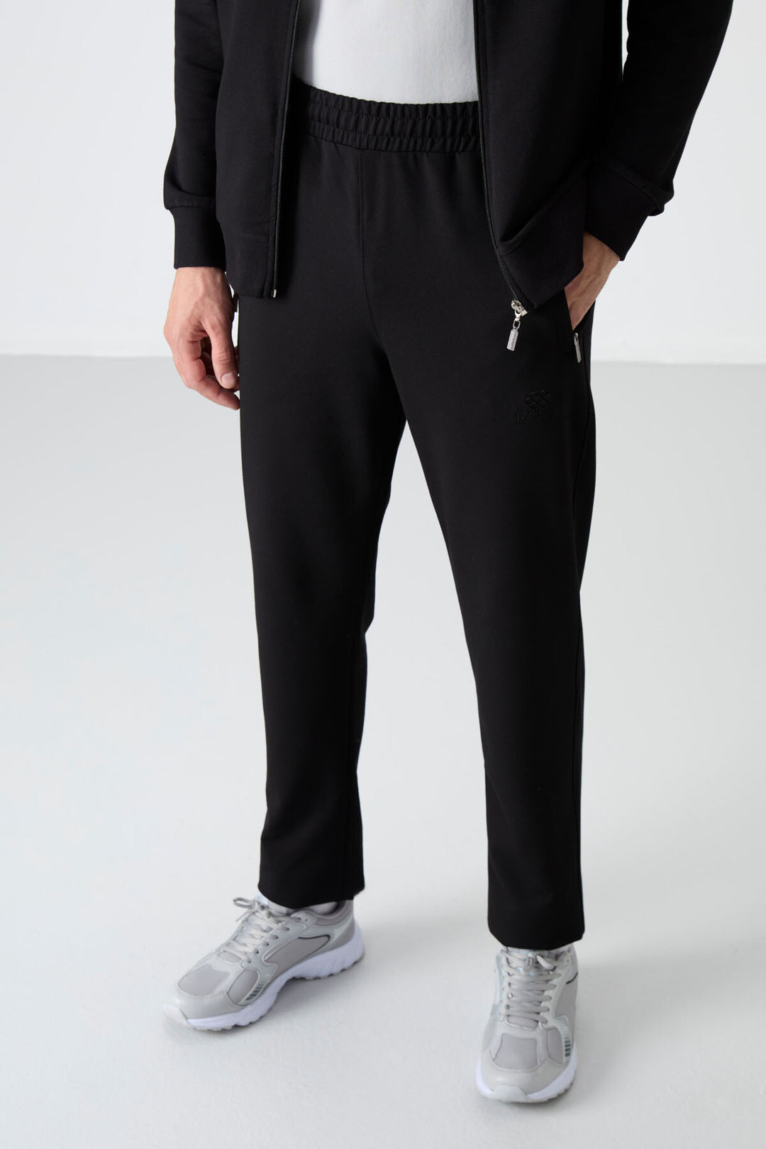 TMY Black High Neck Zippered Comfort Fit Classic Cuff Men's Tracksuit - 85072 - Meriden