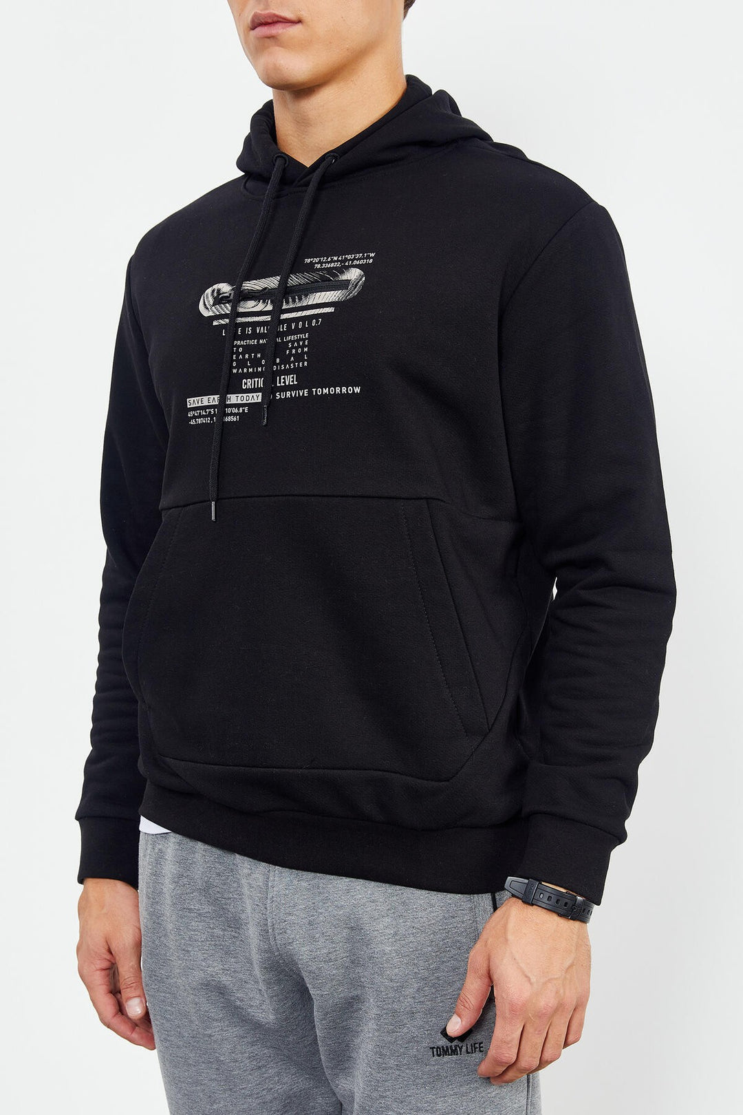 TMY Black Printed Hooded Kangaroo Pocket Comfortable Fit Men's Sweatshirt - 88019 - Levittown