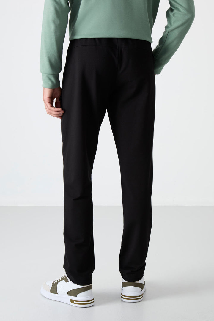 TMY Black Zippered Three-Pocket Slim Fit Classic Cuff Men's Sweatpants - 84671 - Bucha