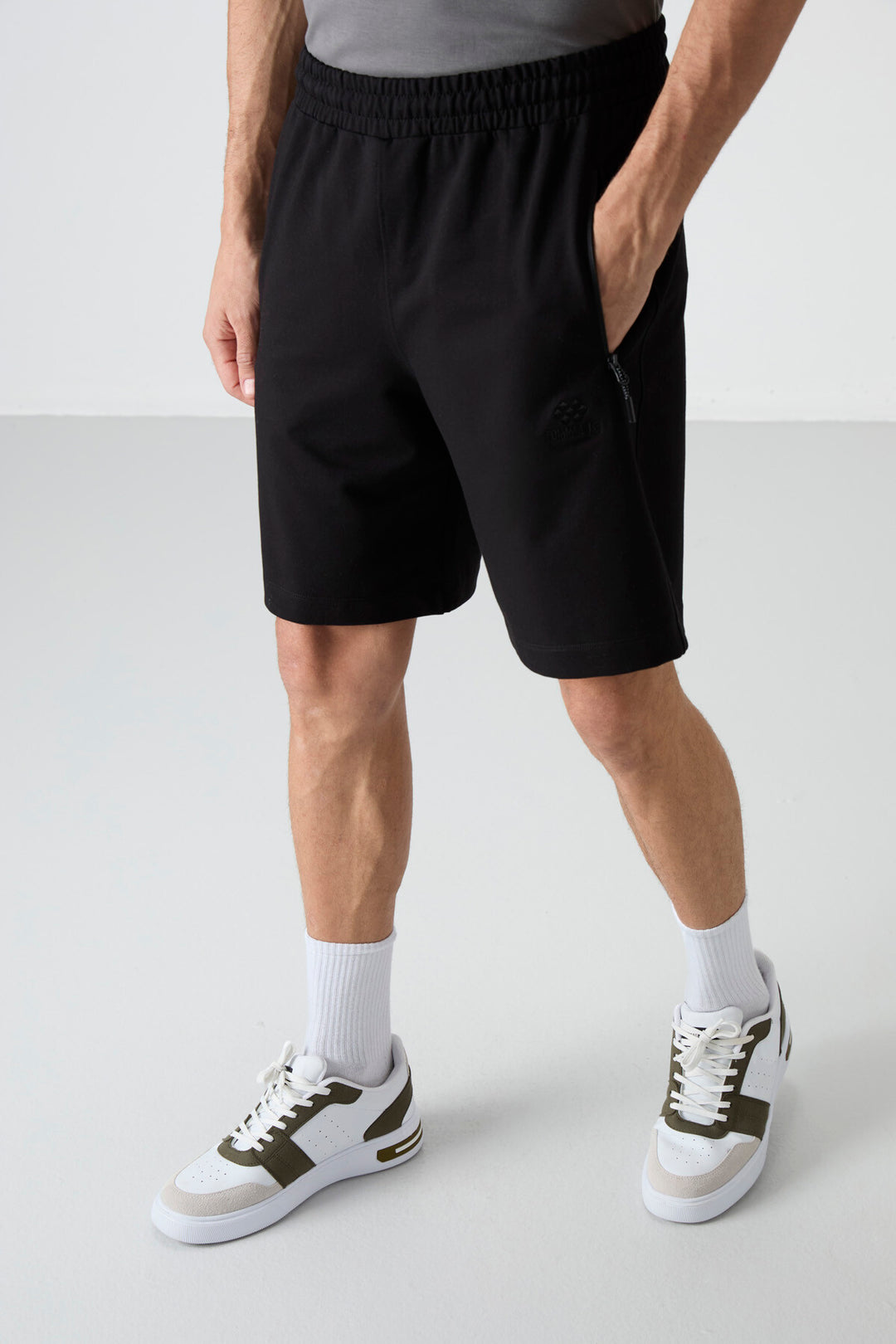 TMY Black Hidden Zipper Back Pocket Lace-Up Regular Fit Men's Shorts - 81136 - Washington