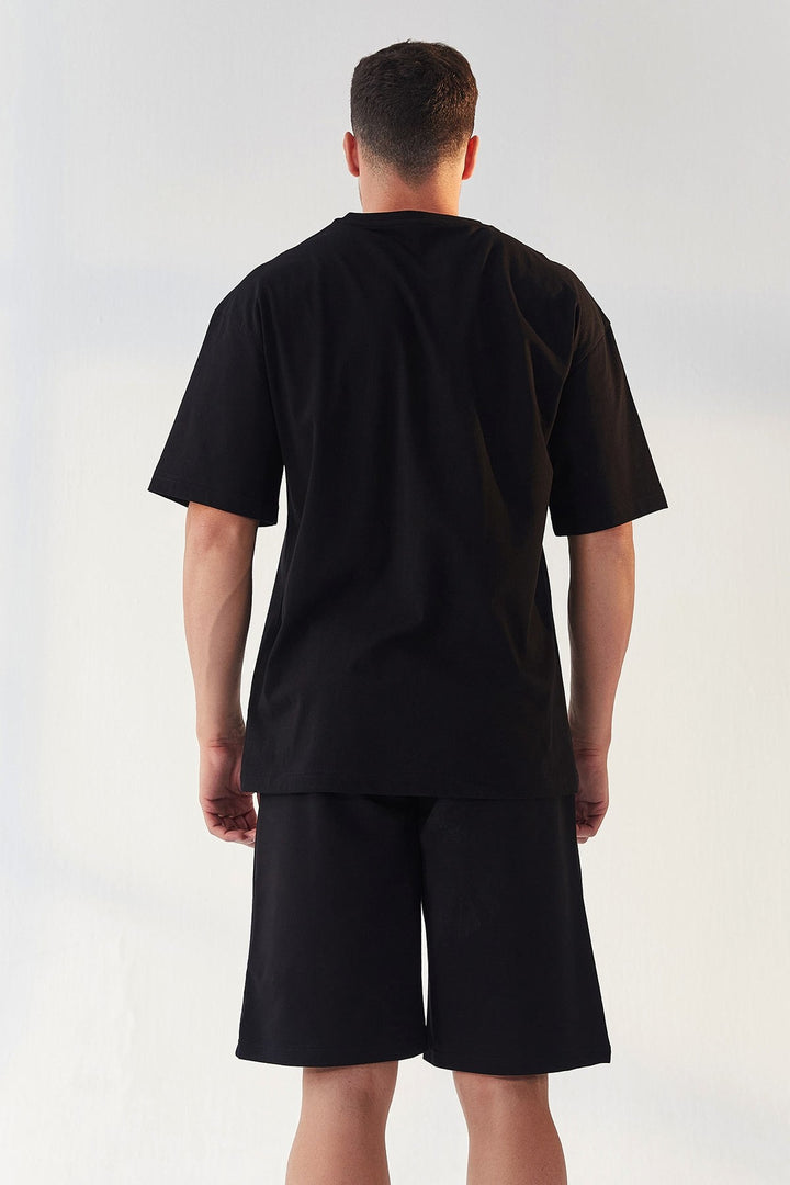 TMY Black Small Text Printed O Neck Men's Oversize Bermuda Shorts Set - 85156 - Jiménez