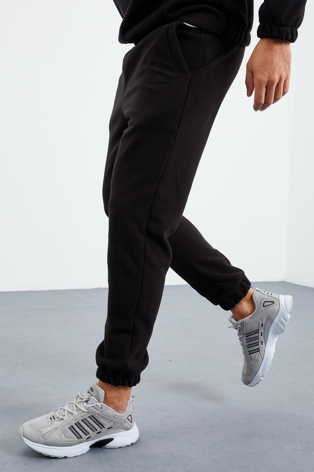 TMY Black Half Zip Stand-up Collar Elastic Cuff Polar Men's Tracksuit - 85159 - Trieste