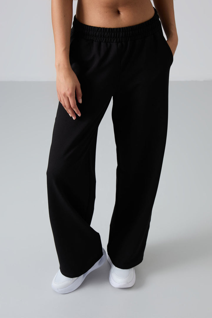TMY Black High Waist Pocketed Comfort Fit Wide Leg Women's Sweatpants - 94567 - Pabellón de Arteaga