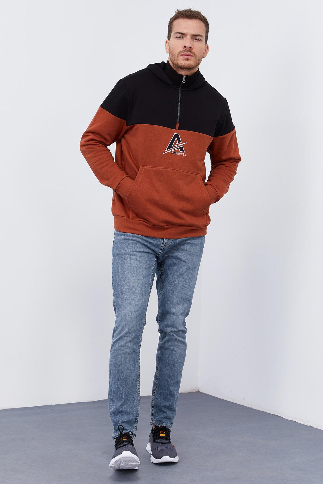 TMY Cinnamon Men's Half Zip Standard Fit Hooded Sweatshirt - 88033 - Vergína