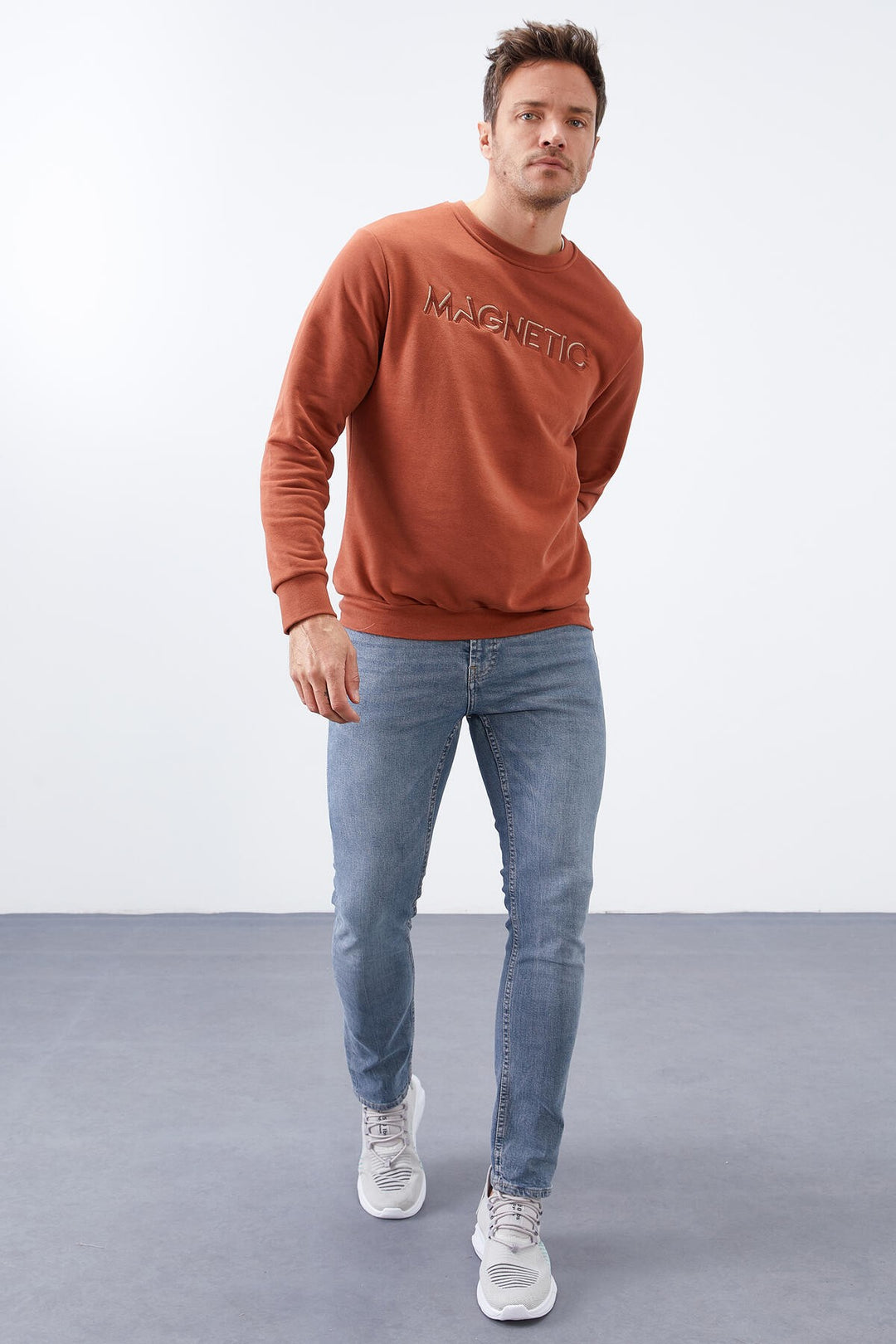 TMY Cinnamon Embroidered Round Neck Comfort Fit Men's Sweatshirt - 88020 - Salinas Victoria