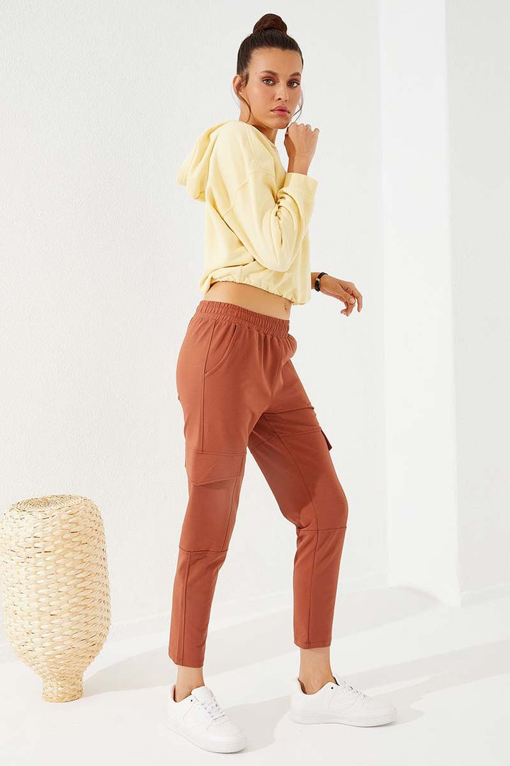 TMY القرفة عالية الخصر جيب البضائع مريحة تناسب سليم الساق Sweatpants المرأة - 94588 - Tangancícuaro de Arista