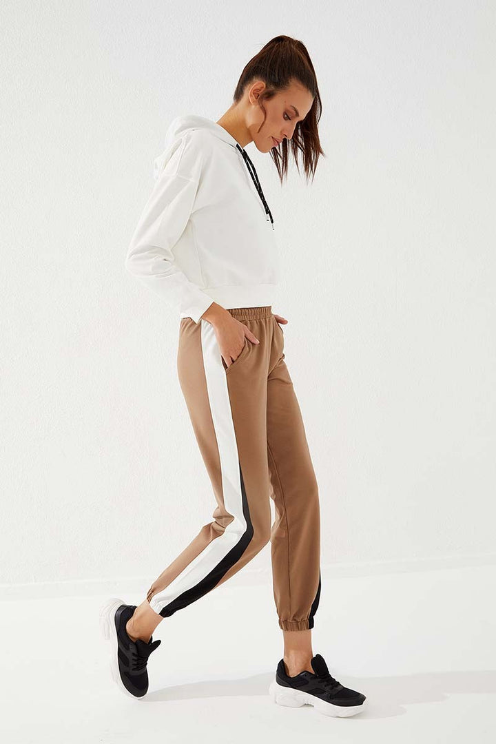TMY Earth Two-Color Striped Comfortable Fit Elastic Cuff Women's Sweatpants - 94582 - Levittown