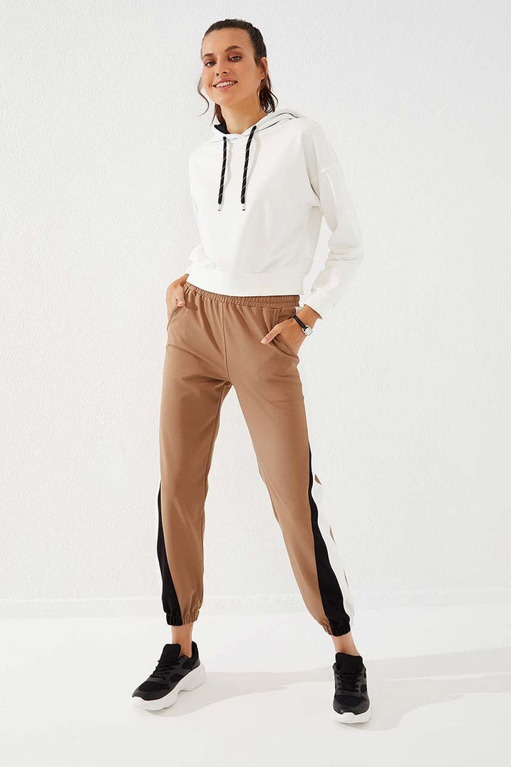 TMY Earth Two-Color Striped Comfortable Fit Elastic Cuff Women's Sweatpants - 94582 - Levittown