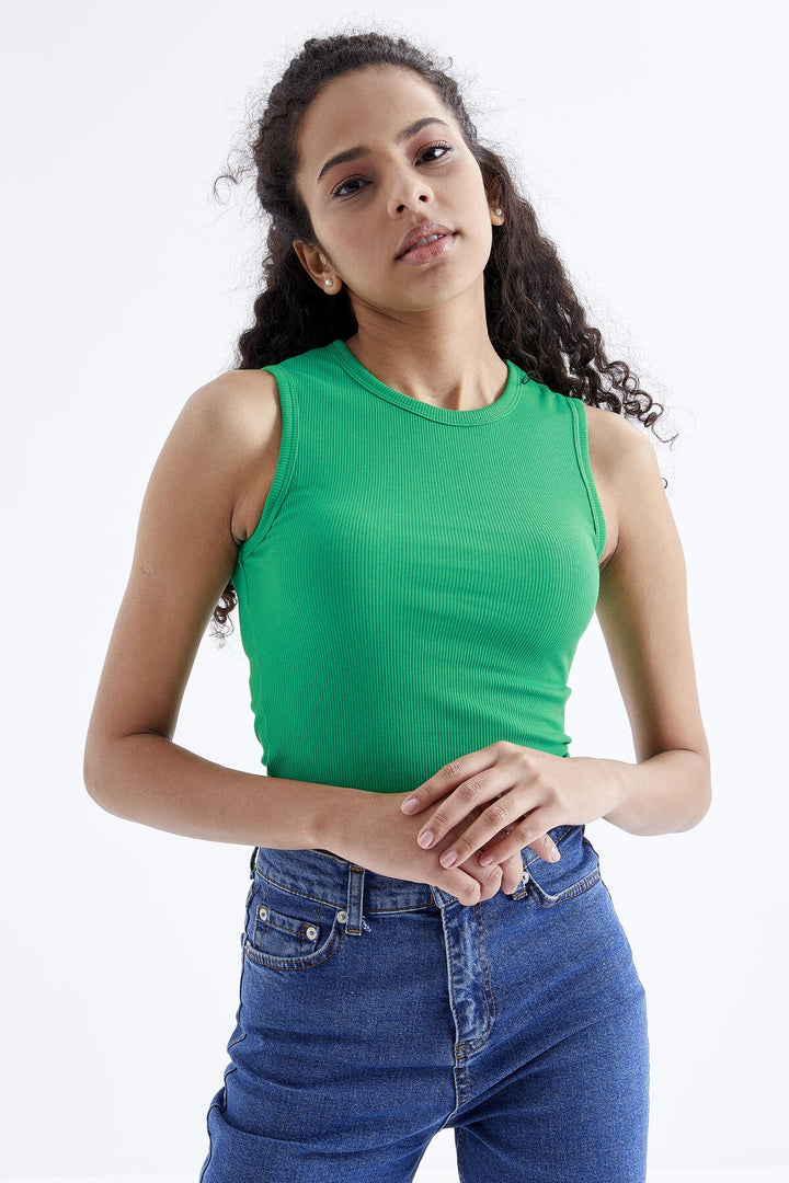 TMY Green Basic Sleeveless O Neck Women's Crop Top Tank Top - 97204 - Dornbirn