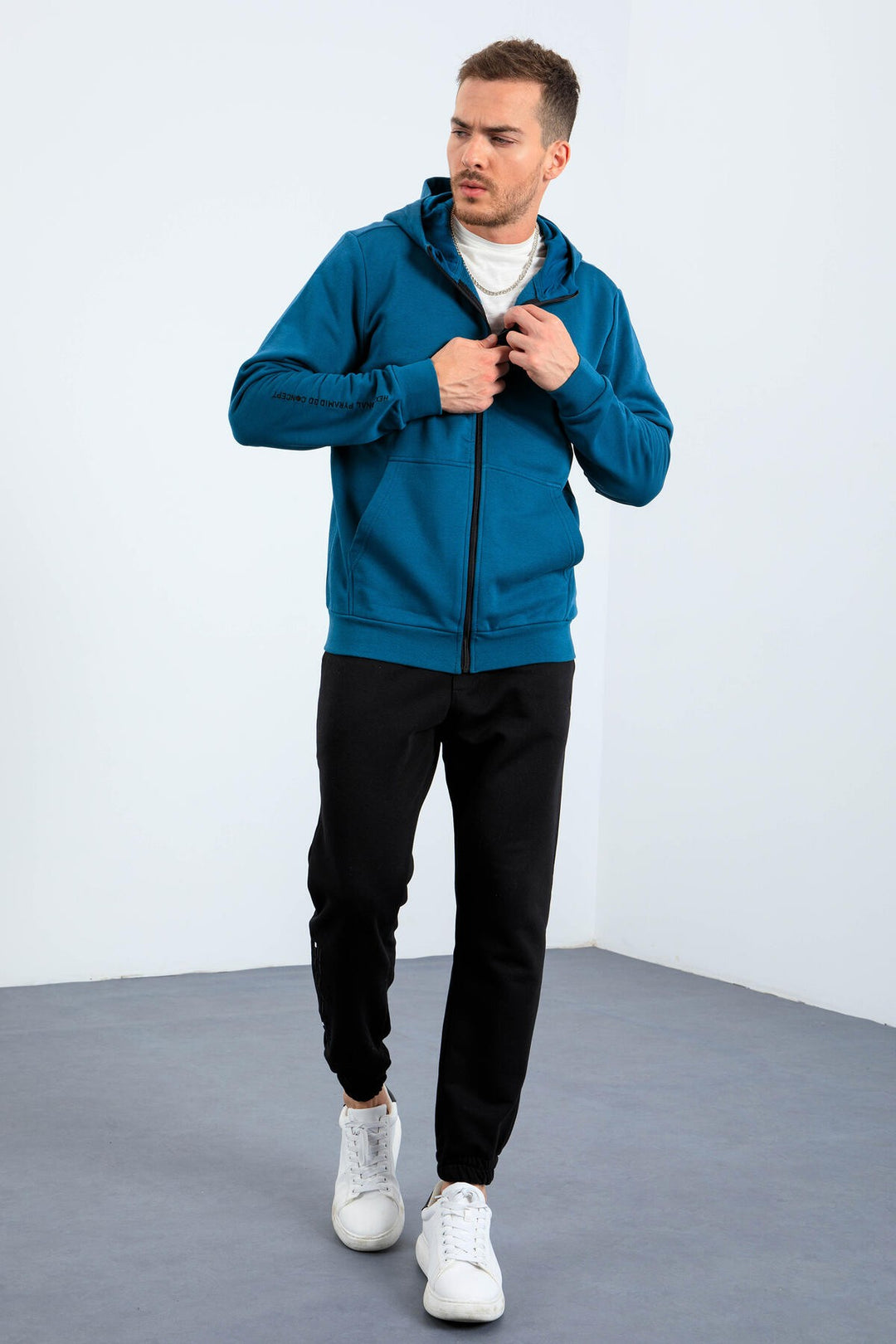 TMY Emerald Basic Hooded Comfort Fit Embroidered Detail Zippered Men's Sweatshirt - 88035 - Córdoba