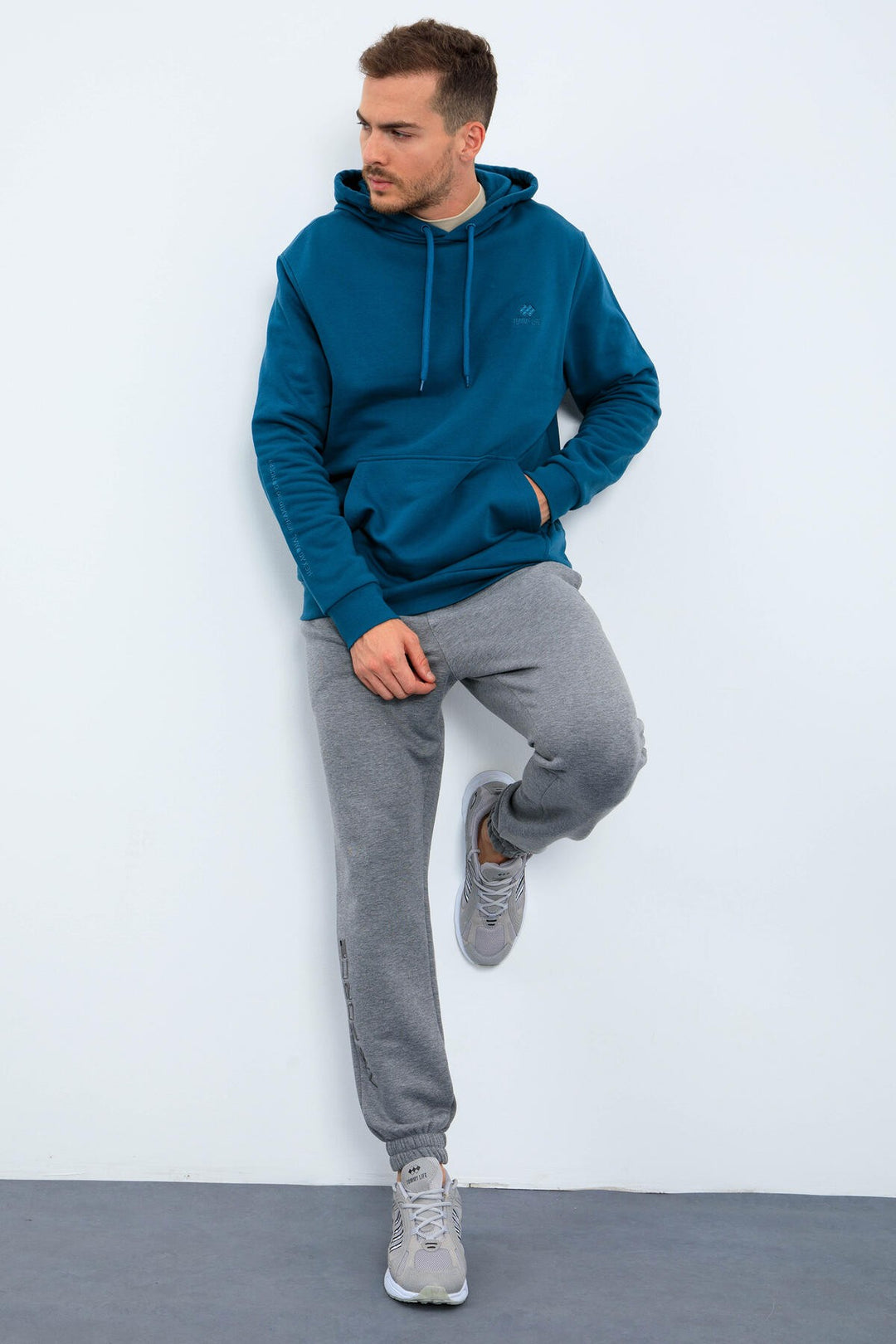 TMY Emerald Kangaroo Pocket Hooded Comfort Fit Men's Sweatshirt - 88013 - Seixal
