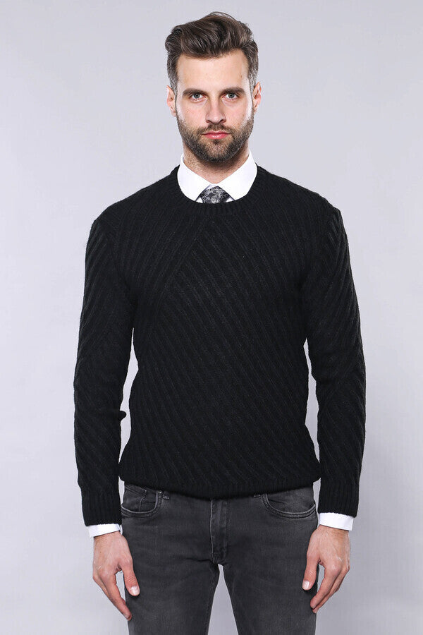 WSS Patterned Circle Neck Black Sweater  - Málaga