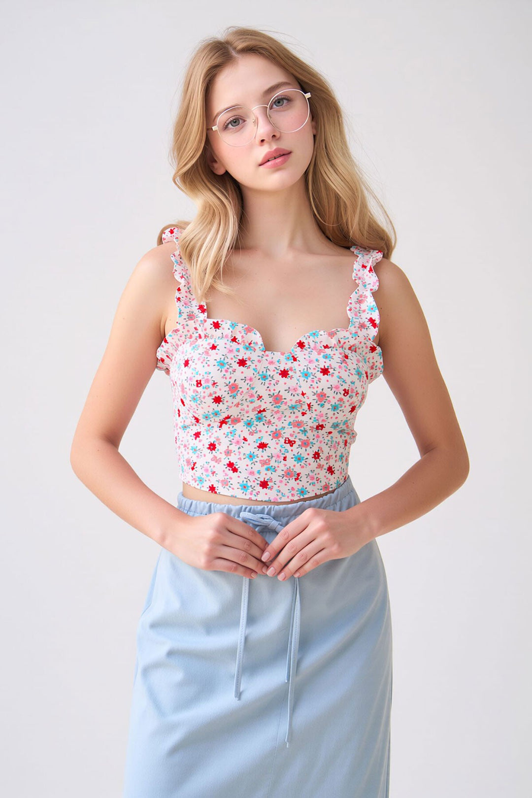 Pembe Kalp Yaka Çiçek Desenli Sırtı Gipeli Fırfırlı Crop Bluz - Hameln
