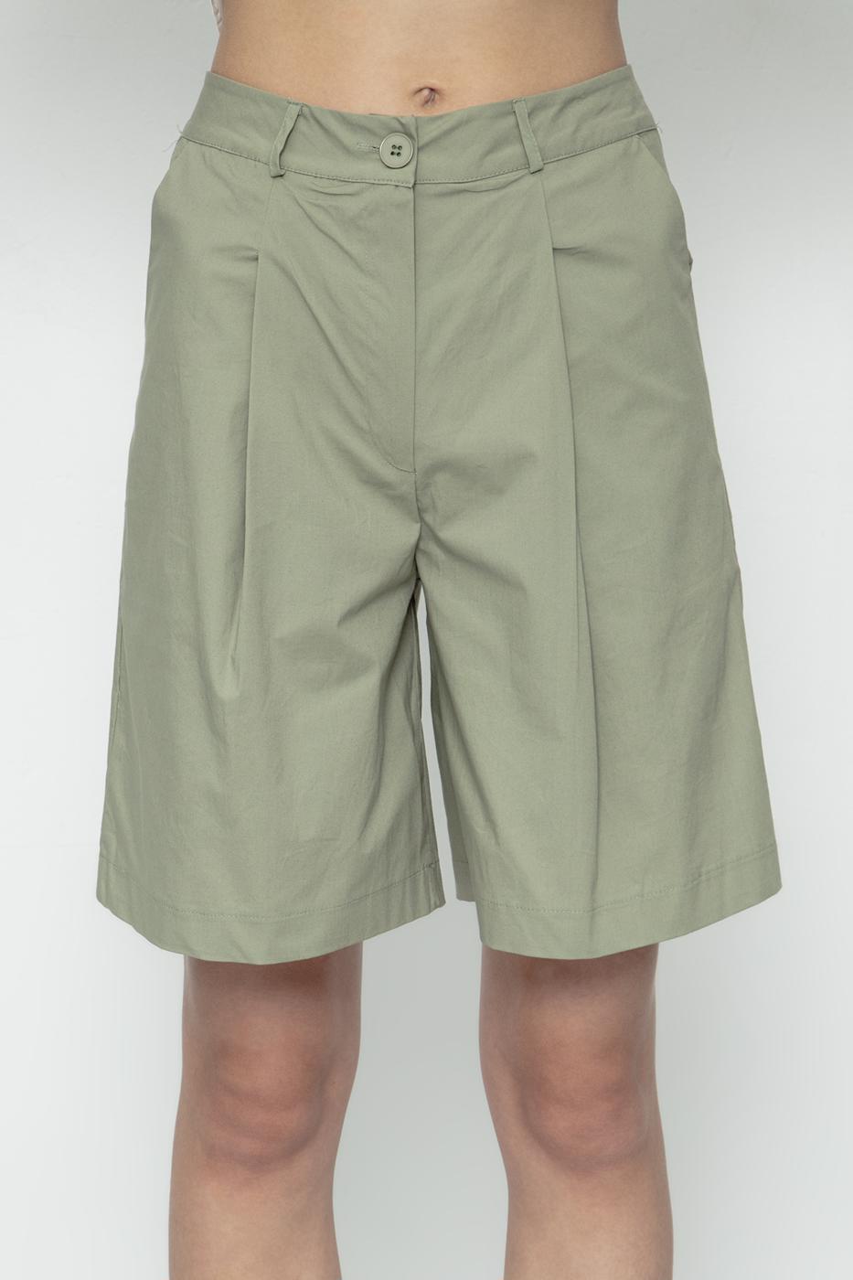 BSL Women Pleated Bermuda Shorts - Chatham