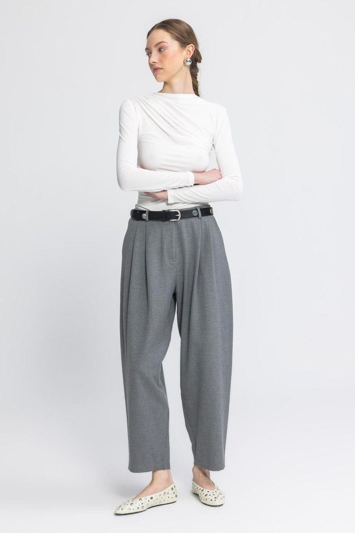 BSL Women Pleated Carrot Trousers - Iguala de la Independencia