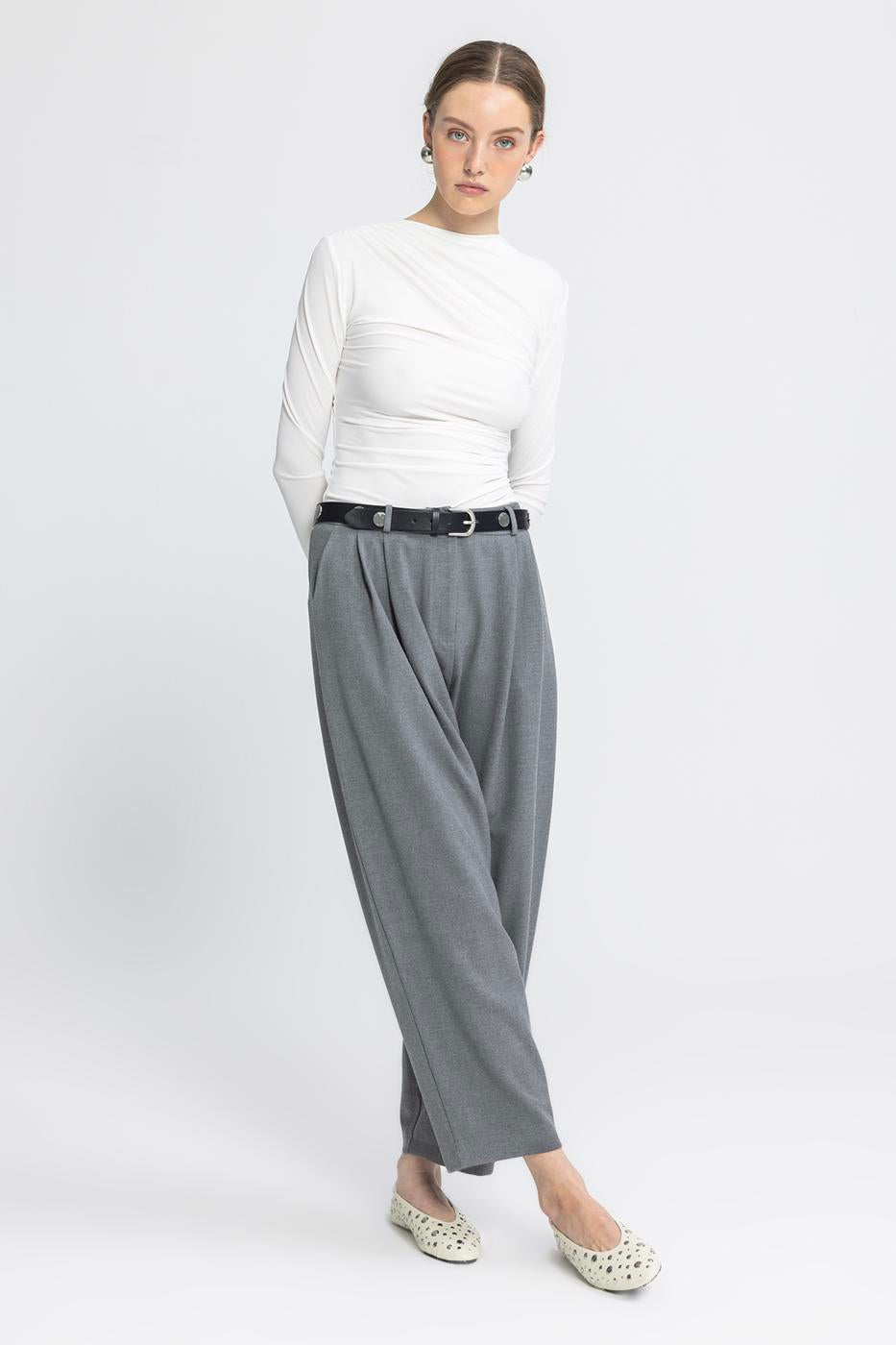 BSL Women Pleated Carrot Trousers - Iguala de la Independencia