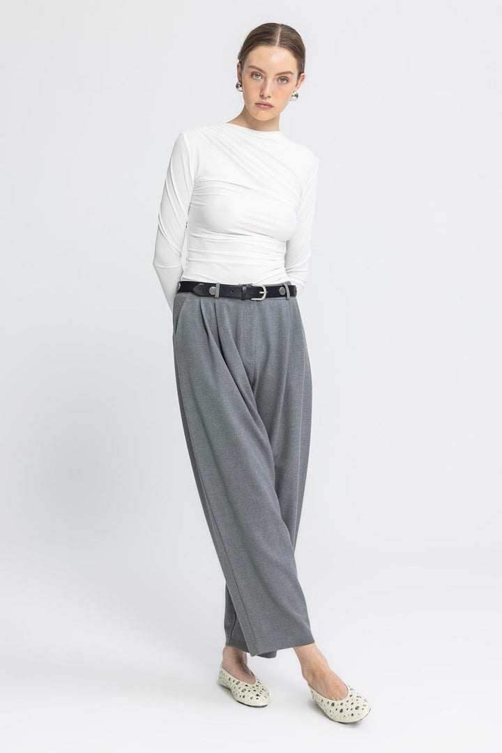 BSL Women Pleated Carrot Trousers - Iguala de la Independencia