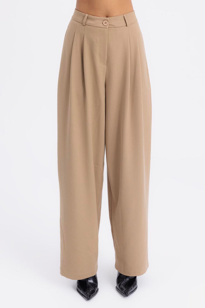 BSL Women Pleated Fabric Trousers - Mislata