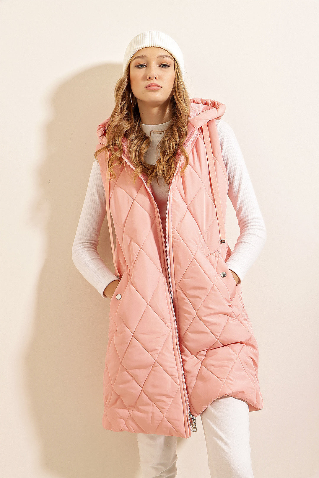 BGD Women Hooded Long Puffer Vest - Powder - Acatzingo