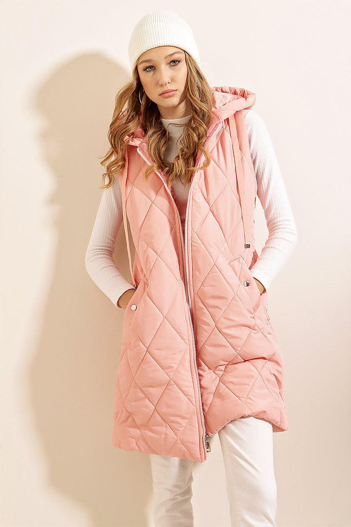 BGD Women Hooded Long Puffer Vest - Powder - Acatzingo