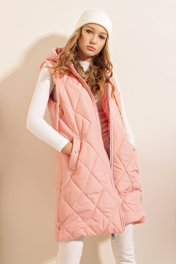 BGD Women Hooded Long Puffer Vest - Powder - Acatzingo