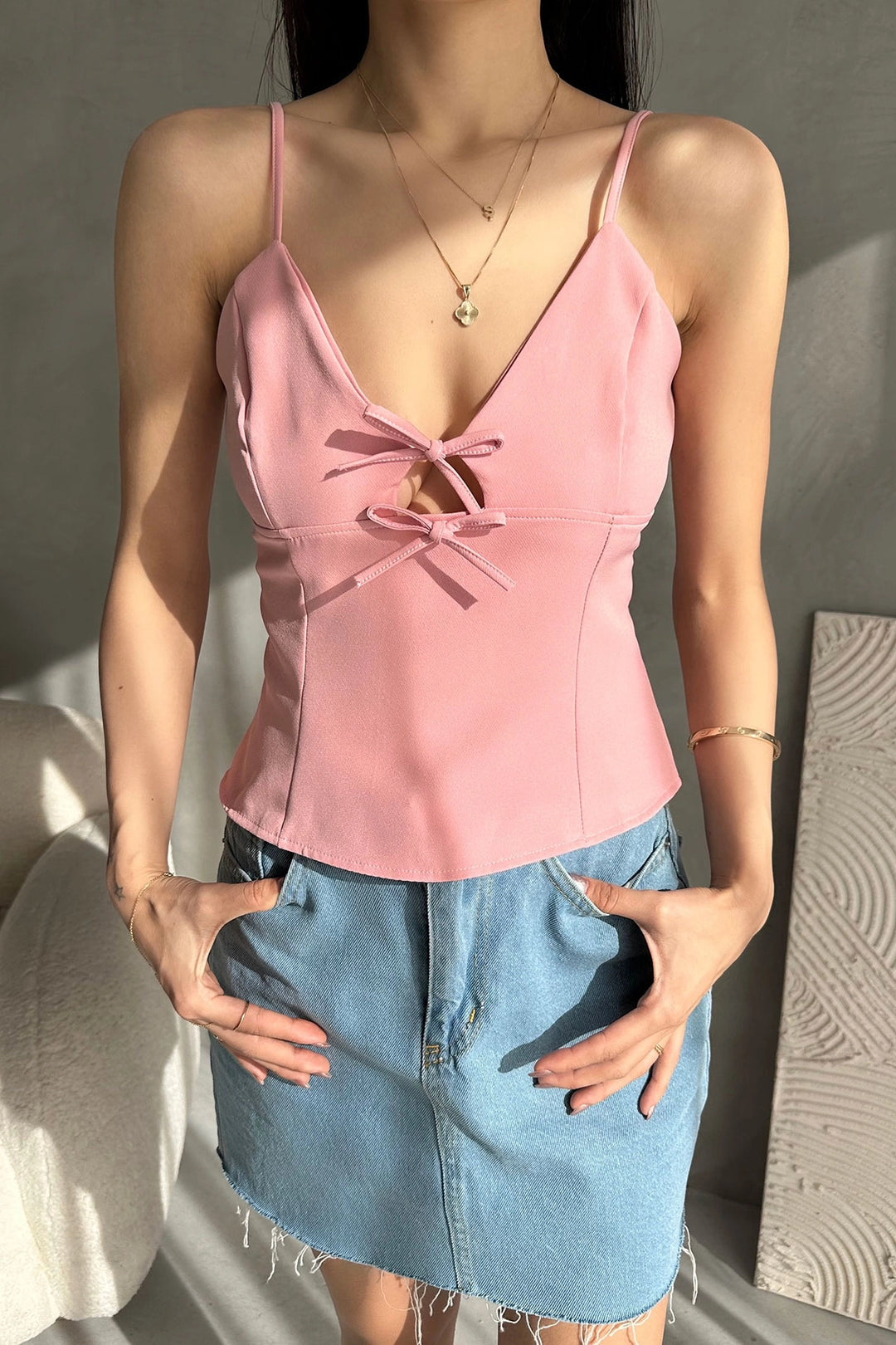 Powder Adjustable String Strap Front Tie Detailed Summer Blouse BCDF-252187 - Chalkída
