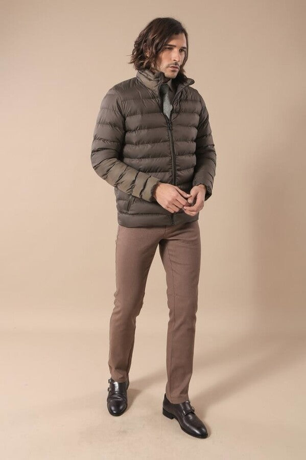 WSS Quilted Standing Collar 2 Pockets Short Khaki Men Down Coat  - Jette