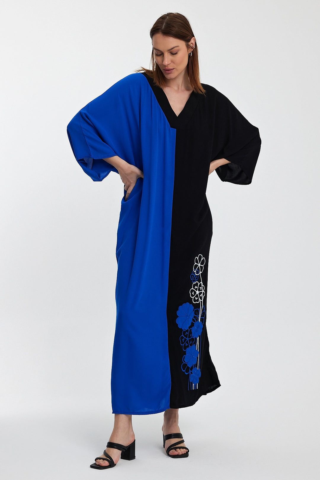 Maxi Boy Saks V Neck Embroidered Color Block Long Shirt Dress BCVL-24958 - Valle de Santiago