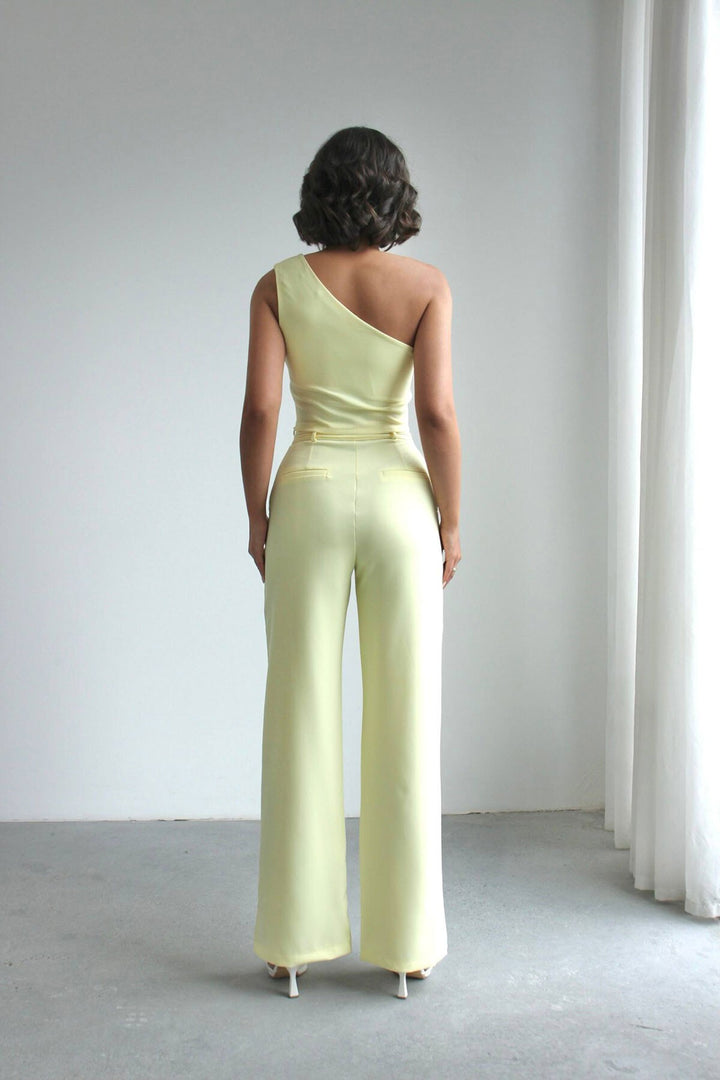 Sarı Aksesuar Detaylı Bluz Ve Pantolon Dokuma Alt Üst Takım BCHN-2526127 - Nelson