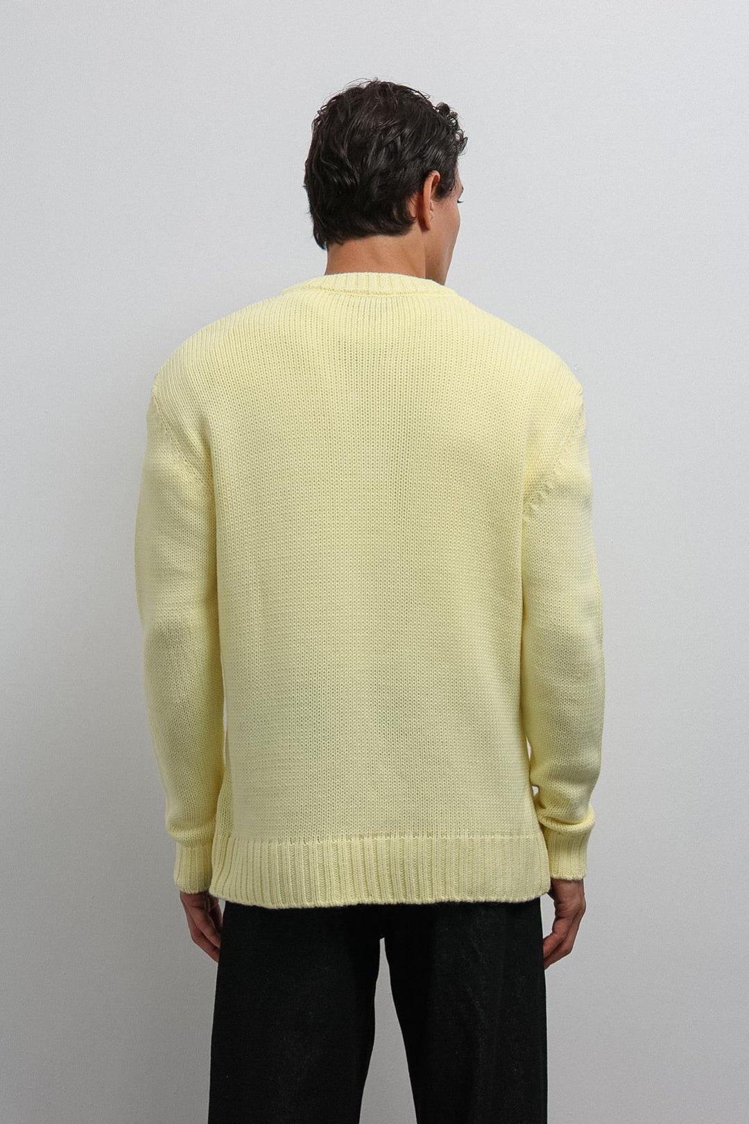 ANT Antioch Yellow Textured V-Neck Men's Sweater - Tepatitlán de Morelos