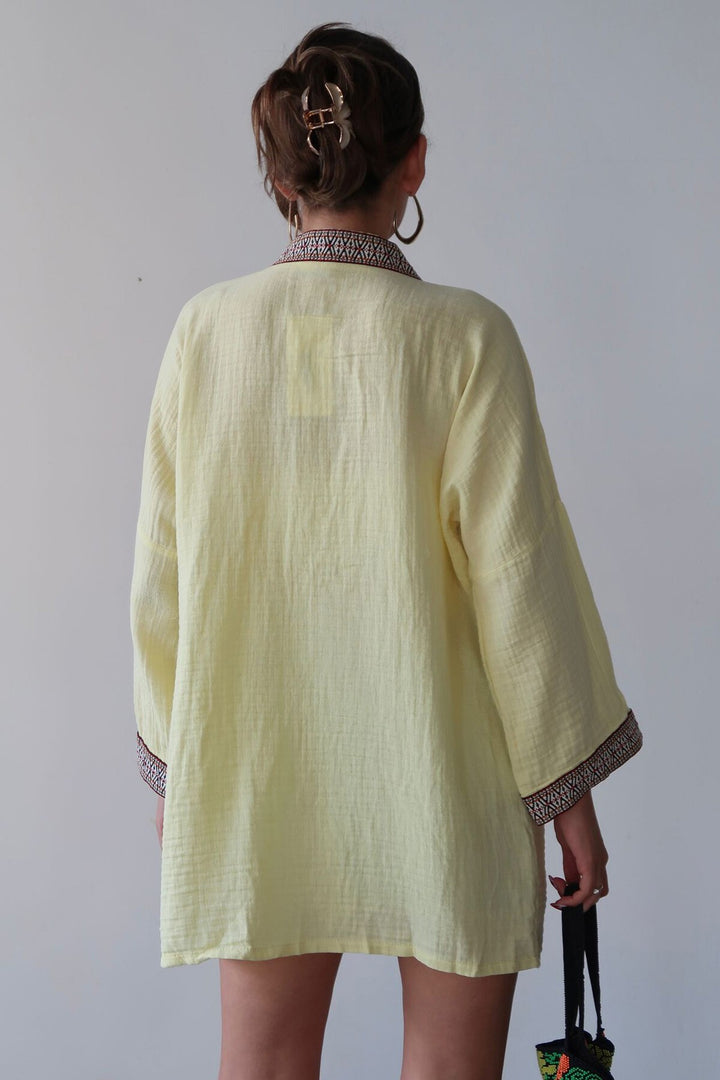 Sarı Nakış Detaylı Keten Kimono - Linton Hall