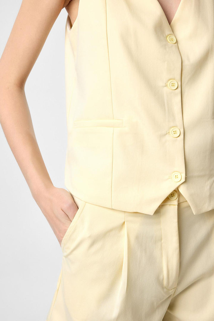 ANT Antioch Yellow Vest-Shorts Women's Set - Riverview