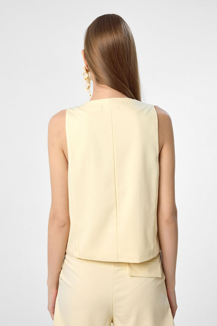 ANT Antioch Yellow Vest-Shorts Women's Set - Riverview