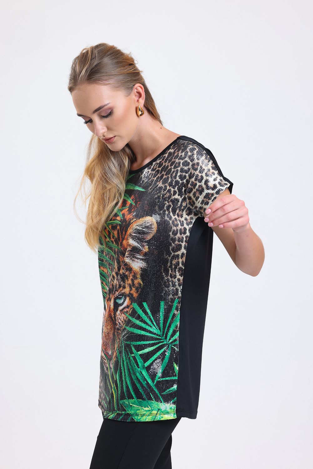 SNS Sense Black Digital Printed Detailed Sequin Tunic - La Huacana