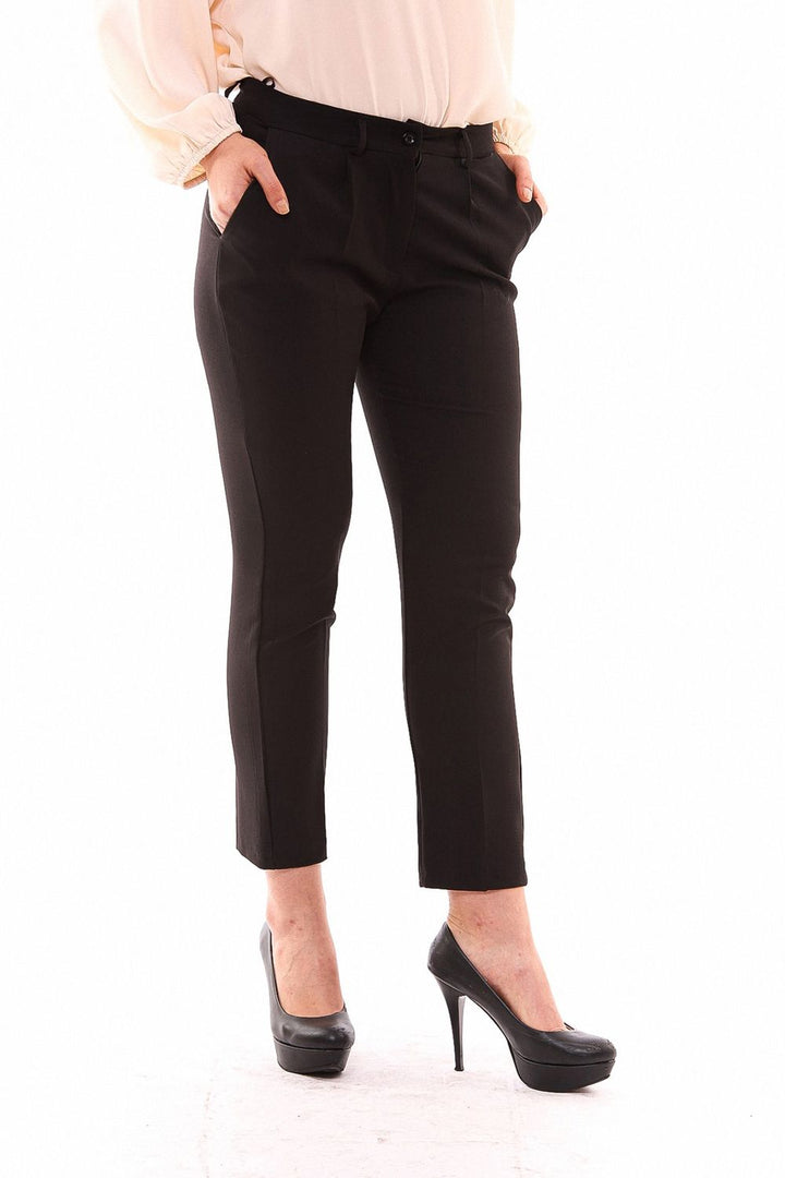 SNS Sense Black Single Pleated Pants - Rubí