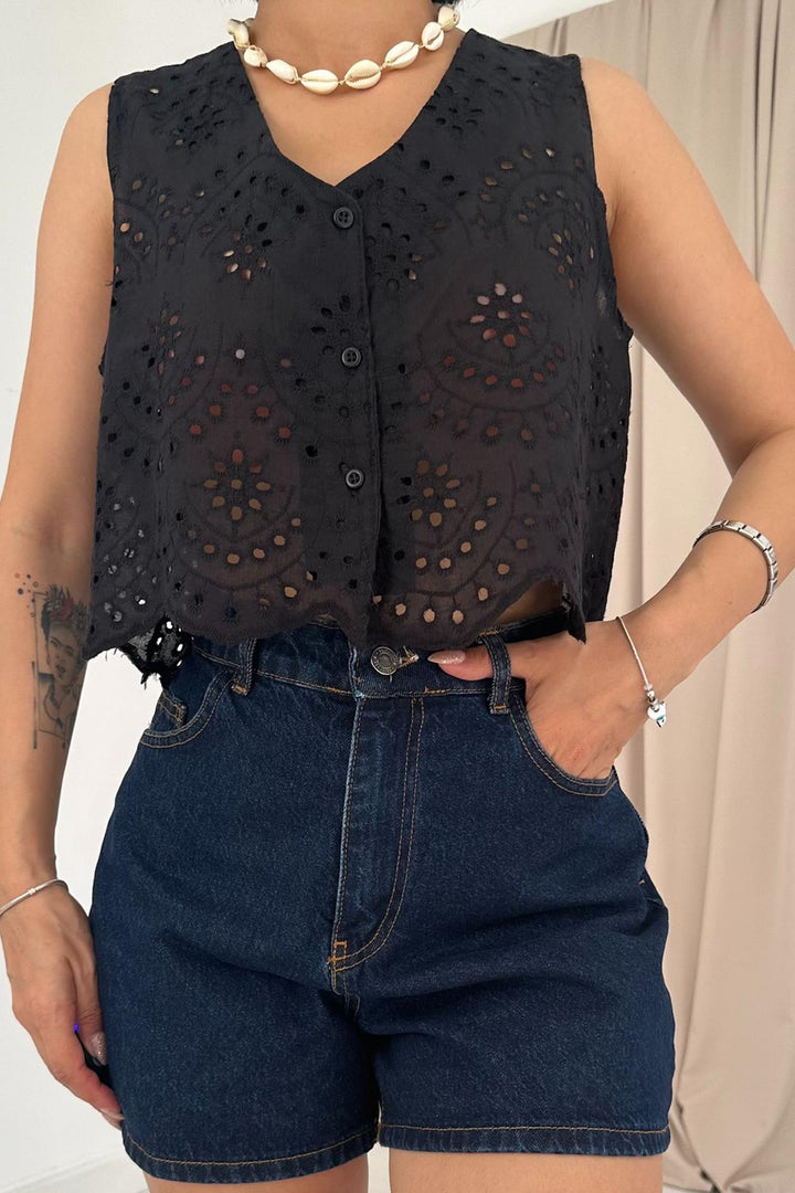 ELS Zero Sleeve Embroidered Blouse - Black - Prizren