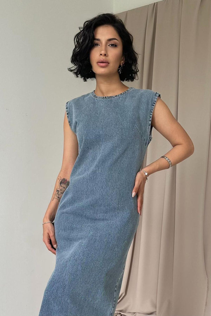 ELS Zero Sleeve Brushed Denim Dress - Snow Wash - Buena Vista Tomatlán