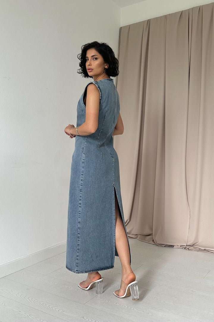 ELS Zero Sleeve Brushed Denim Dress - Snow Wash - Buena Vista Tomatlán