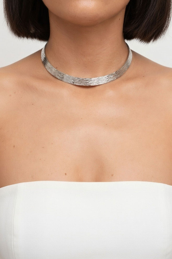 Silver Dövme Desenli Tasma Choker Kolye - Caloundra